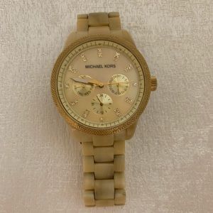 Small face Michael Kors Natural Horn Watch